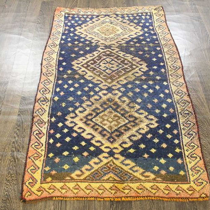 Traditional Vintage Handmade Rug 92x146cm The Rugs Outlet 