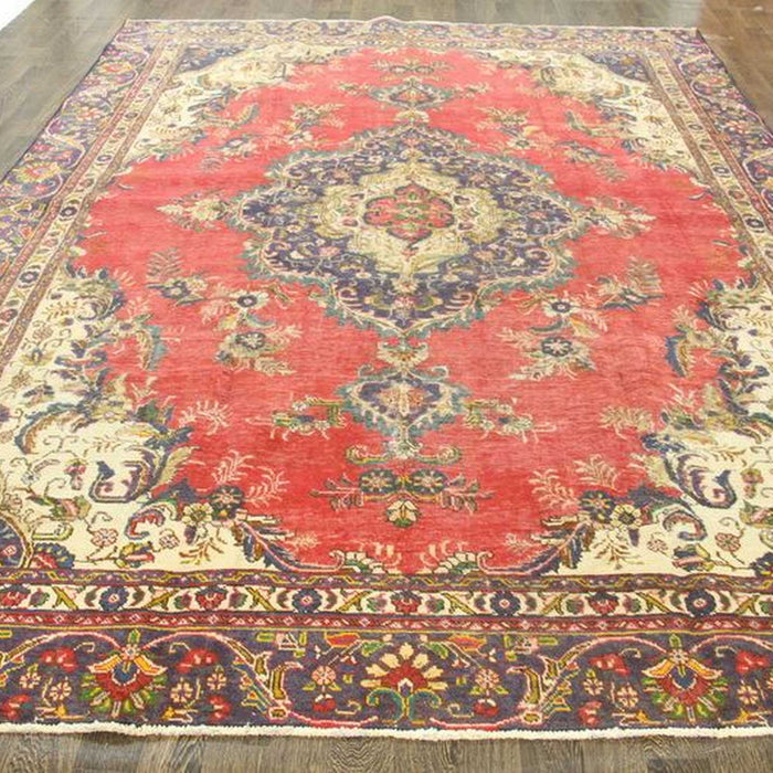 Traditional Vintage Handmade Rug 272x358cm The Rugs Outlet 