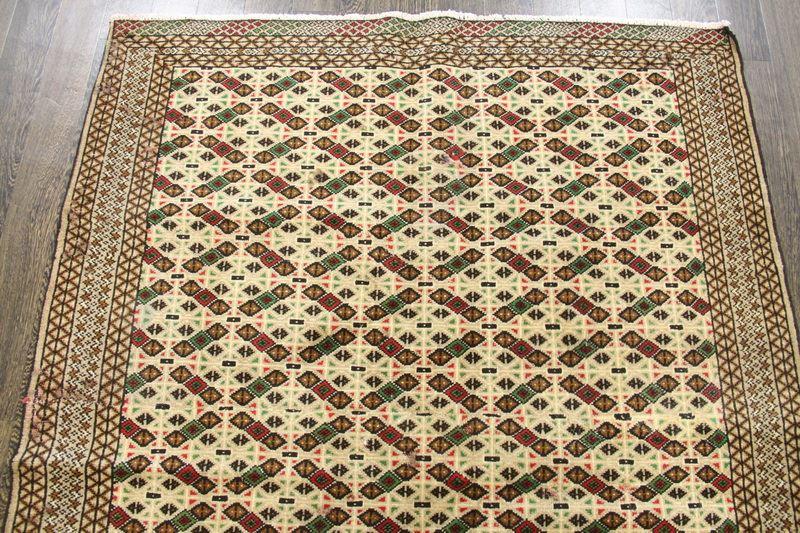 Traditional Vintage Handmade Rug 136x160cm The Rugs Outlet 