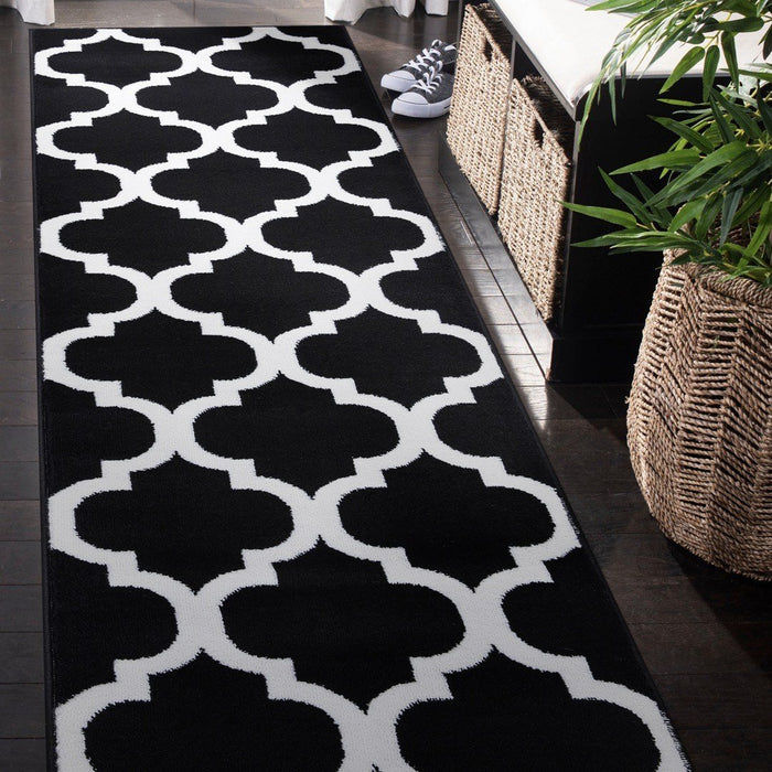 Trendy Moroccan Rug V2 - Black