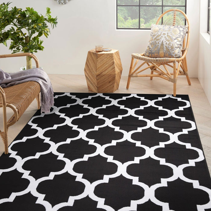 Trendy Moroccan Rug V2 - Black